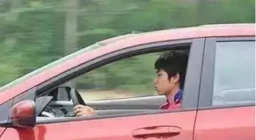 北京万通：【爱车有道】超实用的车窗使用技巧，竟然还能省油！