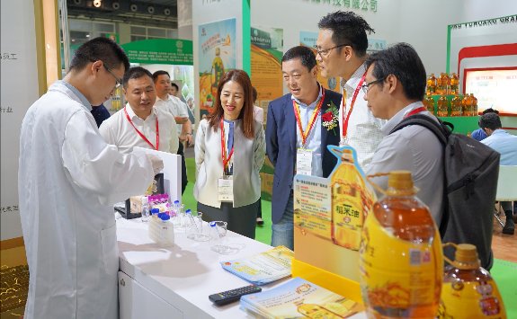 中国稻米油“真香”定律来了 沃尔玛、家乐氏、香格里拉等国际巨头齐聚广州