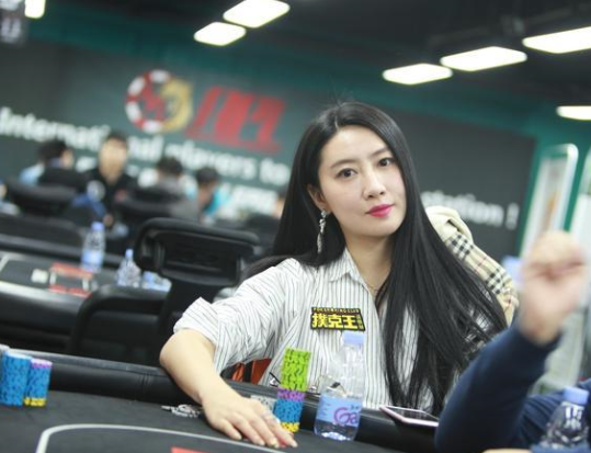 李思晓个人照