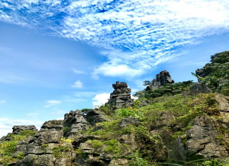 富川神剑石林.jpeg