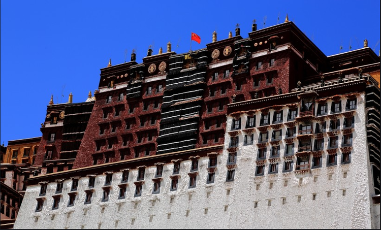 布达拉宫