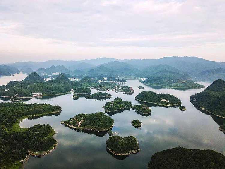百花湖风景名胜区.jpeg