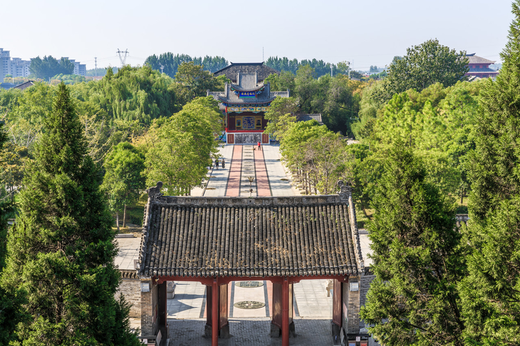 中国河南省商丘市阙伯台，又火神台、火星台，距今4000多年的观星台遗址