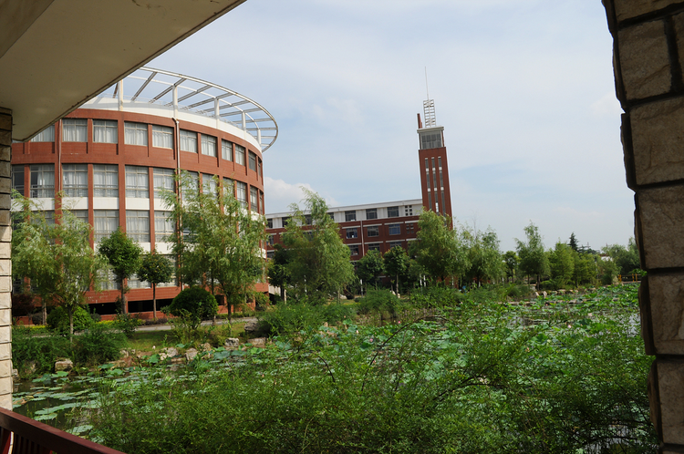 华中师范大学第一附属中学