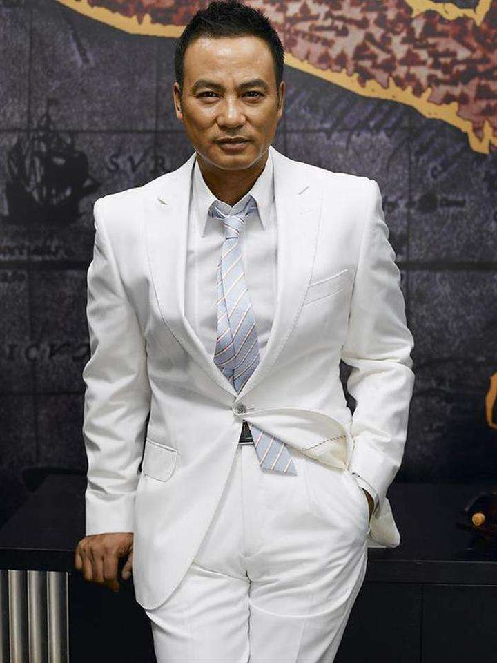 任达华