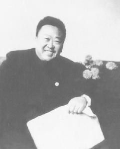 雷鼎三