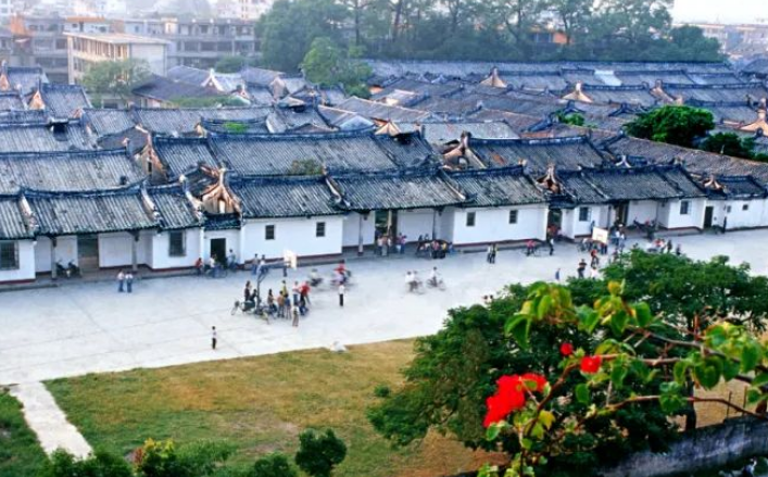 普宁市