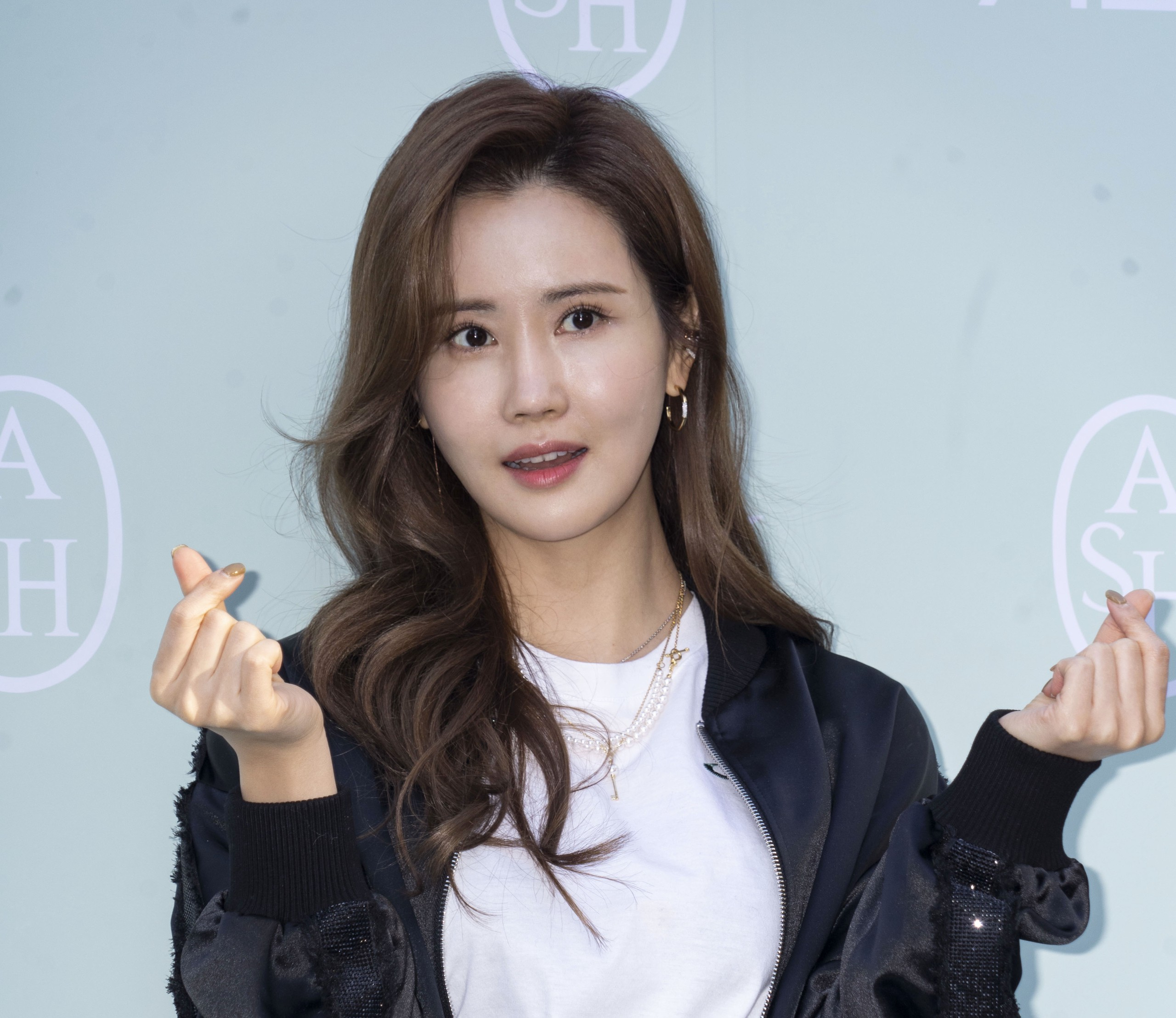 李多海