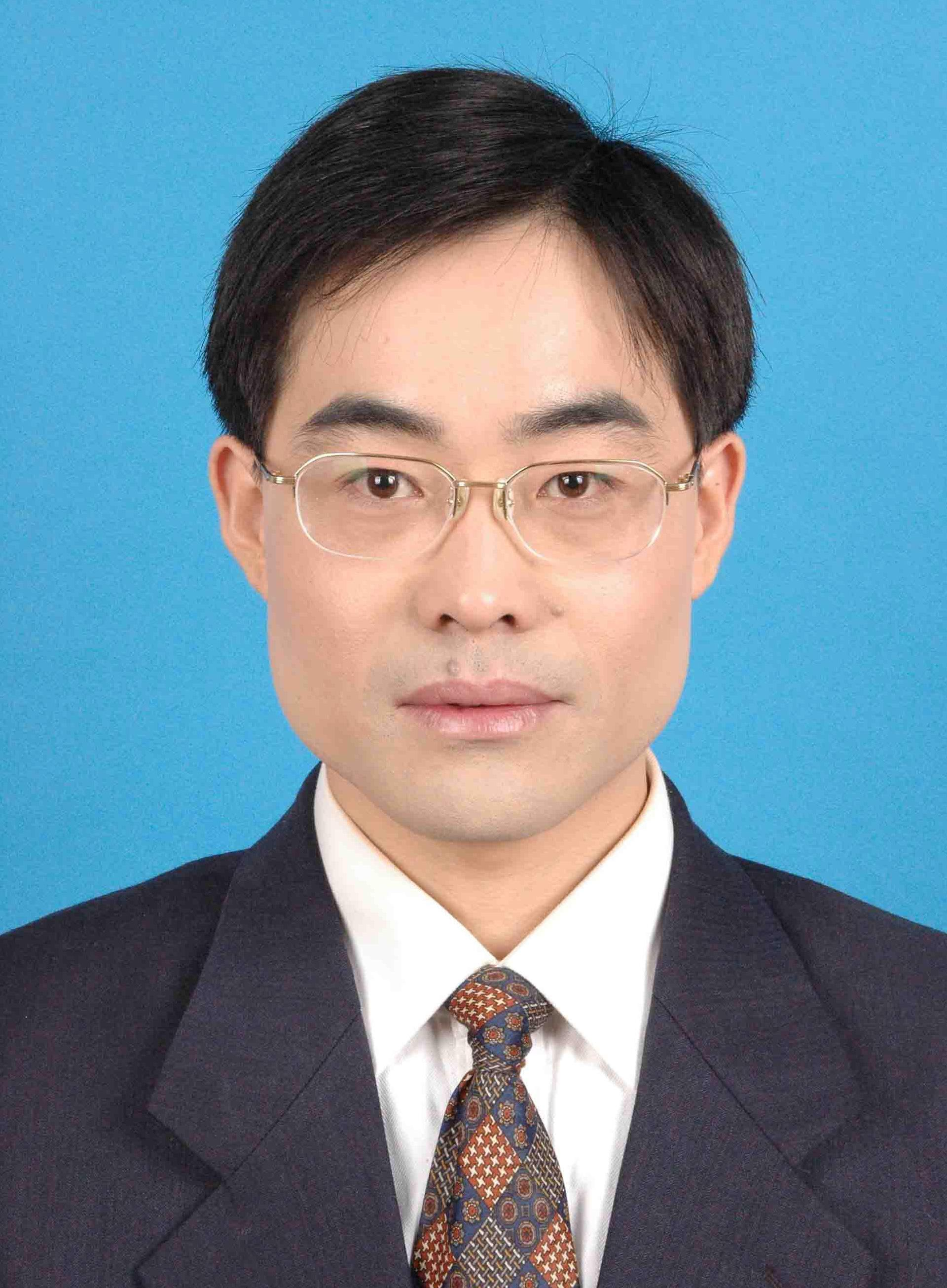 陈强