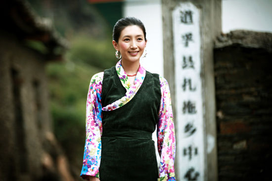 江疏影天上的菊美剧照.png