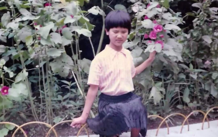 董丽娜