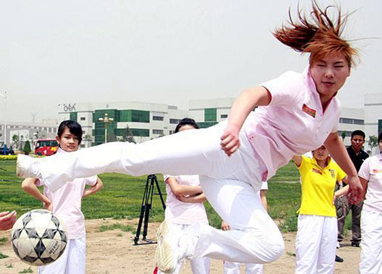 女子功夫足球队