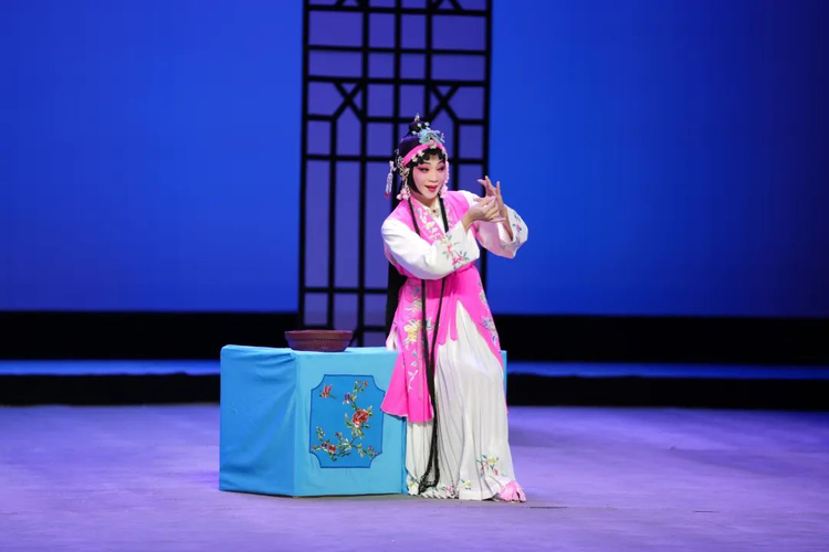 叶李娘.jpeg