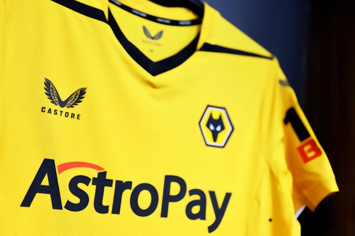 沃尔夫汉普顿流浪者足球俱乐部