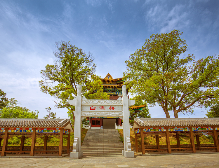 明显陵