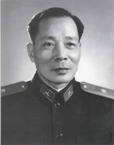 黄维