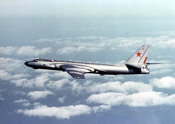 轰-6K型轰炸机