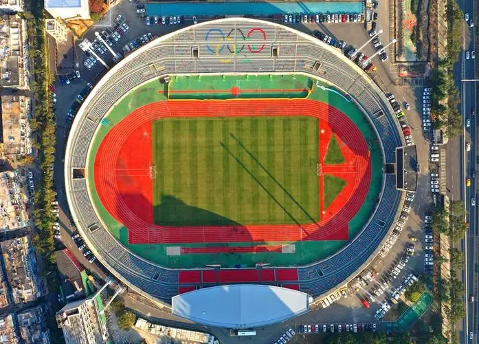 温州体育中心体育场