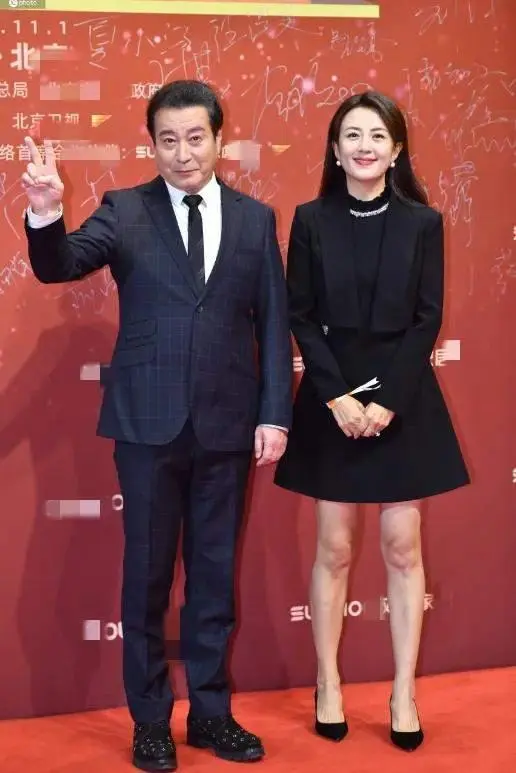 杨童舒