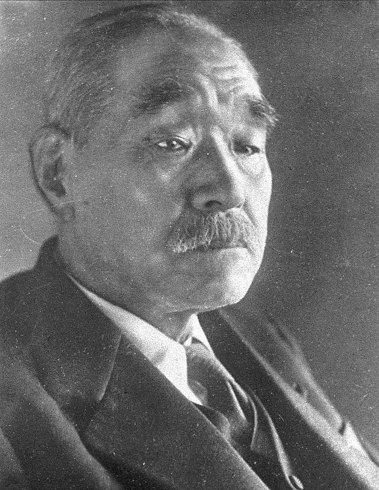 铃木贯太郎.jpeg