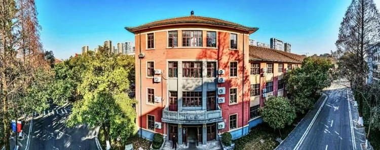 浙江大学