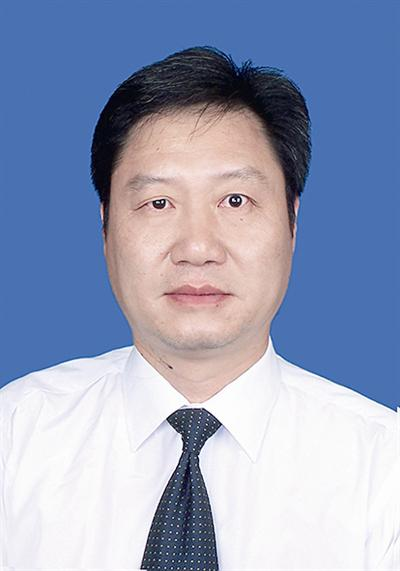 王健