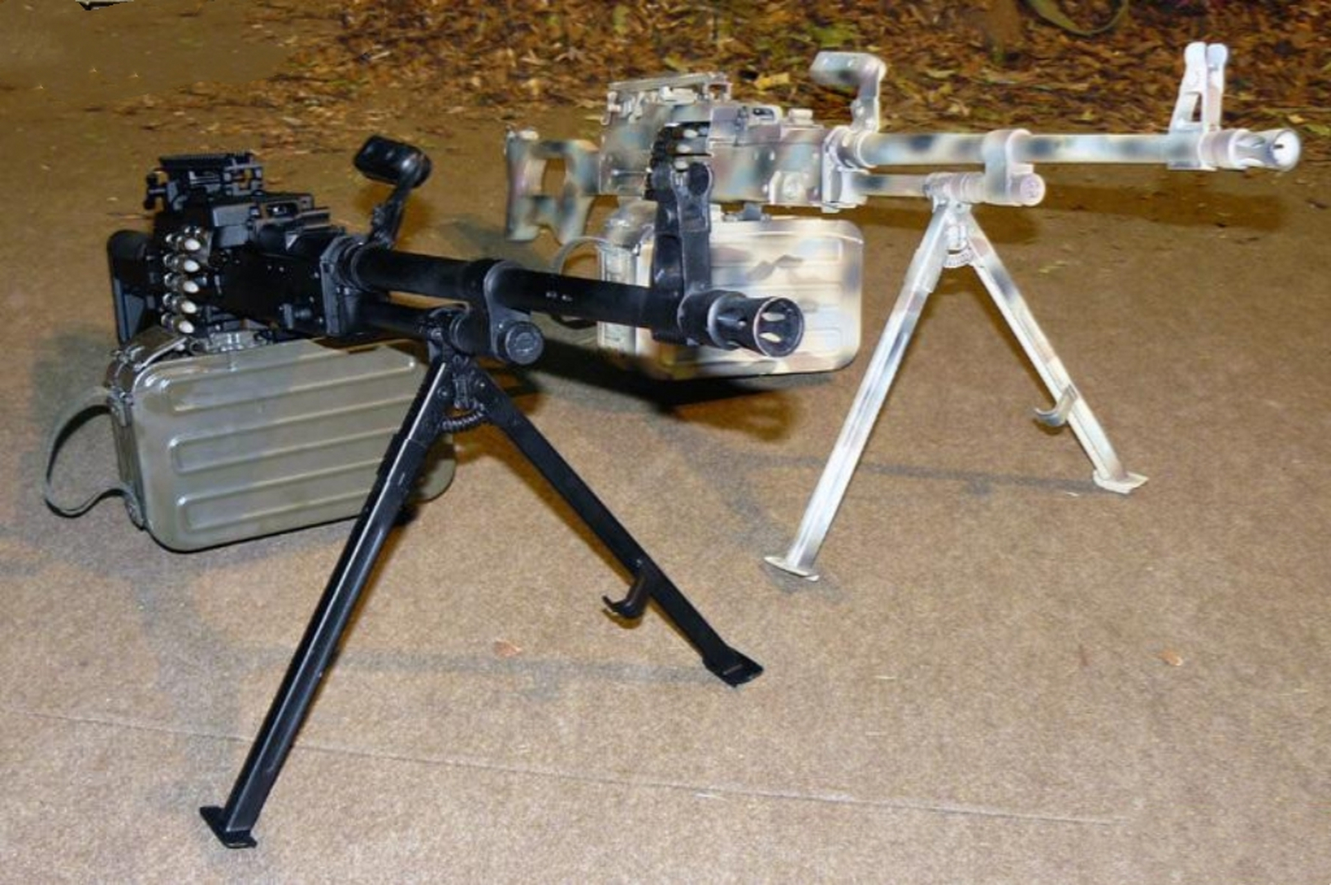 UKM-2000通用机枪