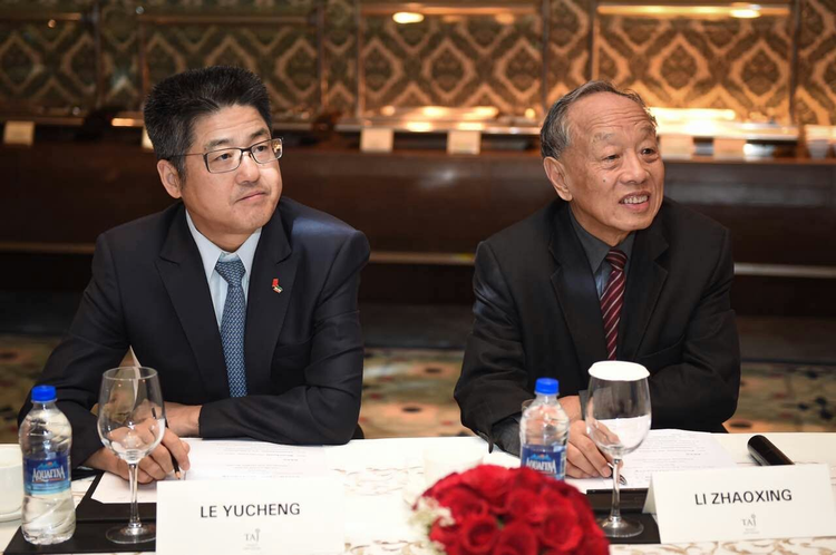 李肇星