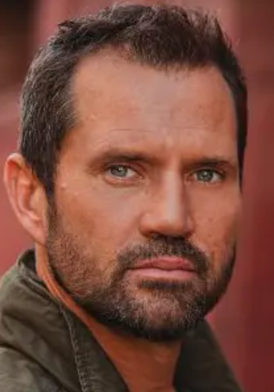 触目惊鲨(2003年查尔斯.罗勃.卡纳执导电影)_百科资料_新农商网