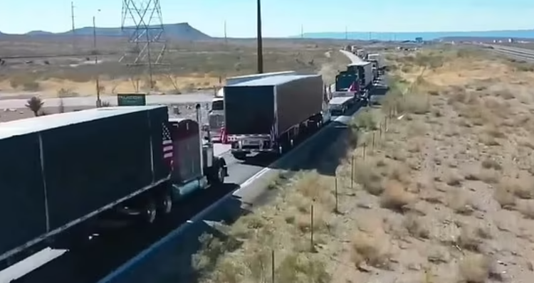 美民众组车队抗议非法移民事件