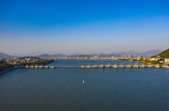 粤东