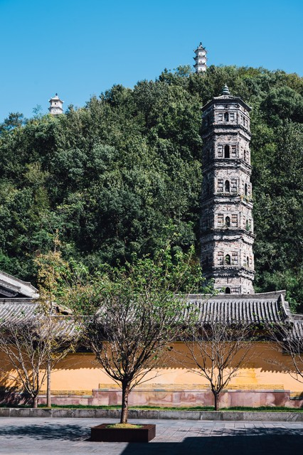 临海街龙兴寺千佛塔
