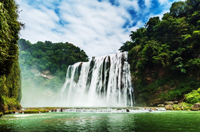 镇宁布依族苗族自治县