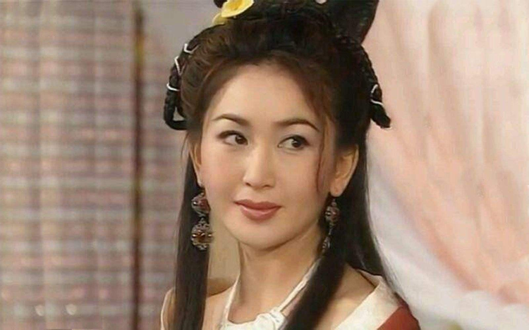 温碧霞饰演——妲己