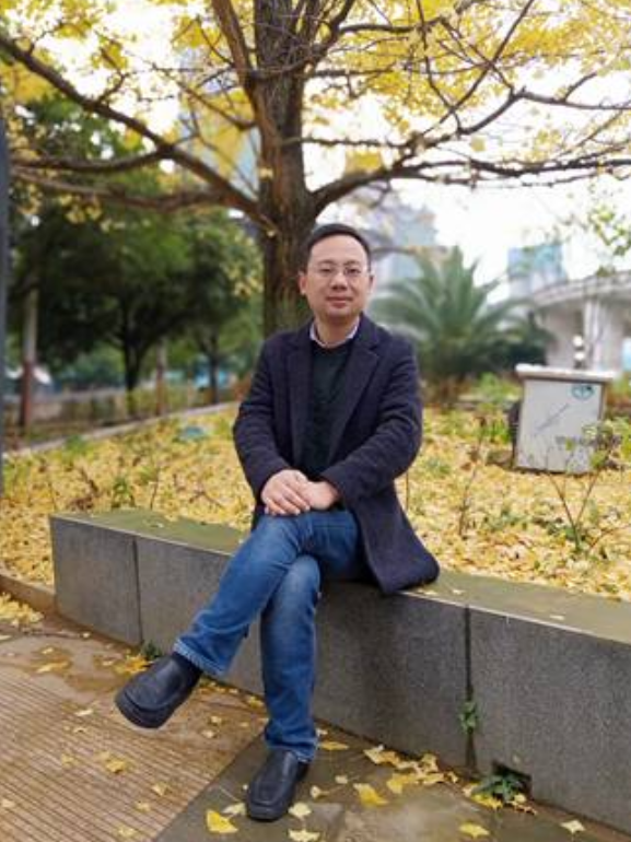 王刚