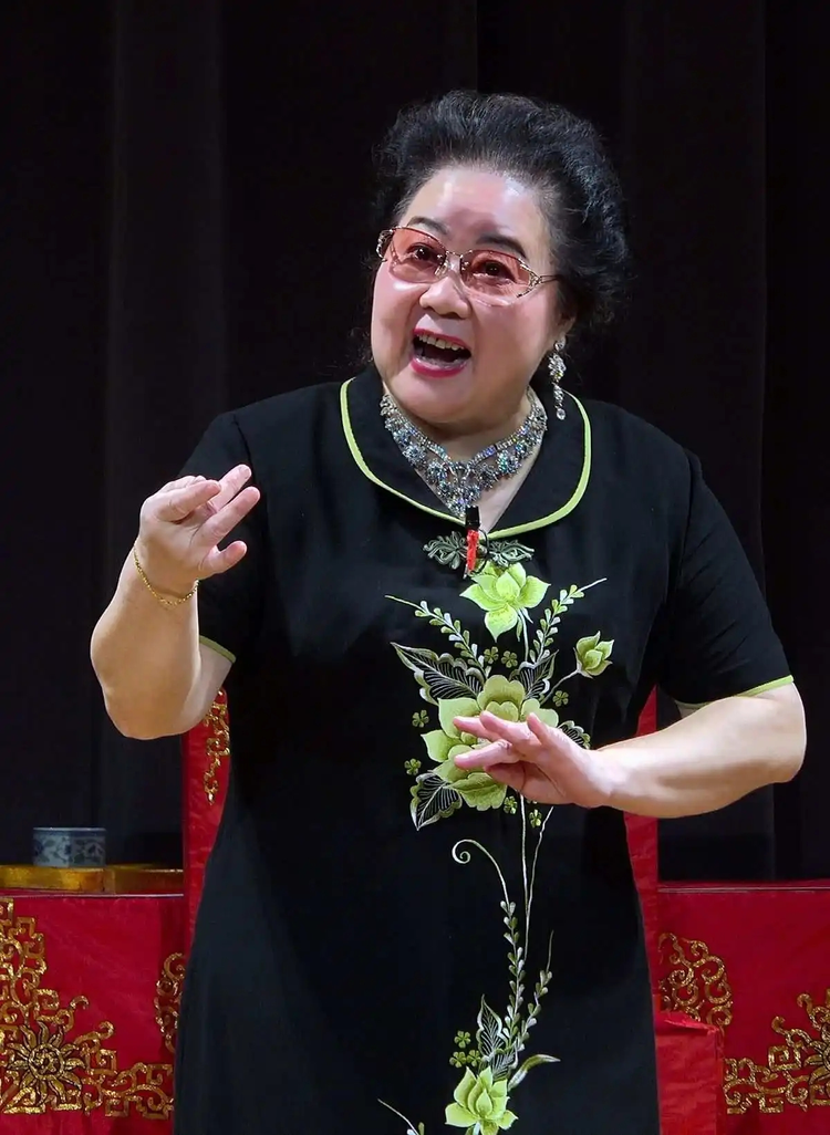 齐淑芳