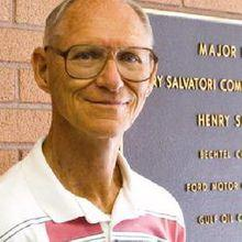 唐纳德·林登贝尔