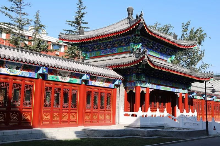 中央民族大学附属中学