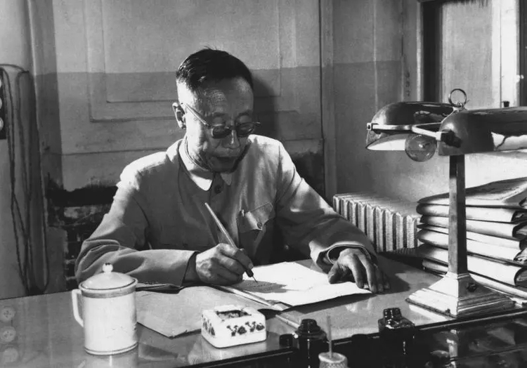 爱新觉罗·溥仪