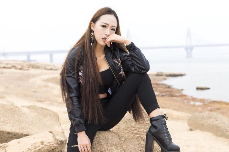 杨铭