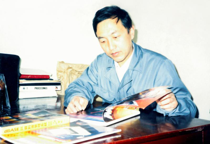 柳传志