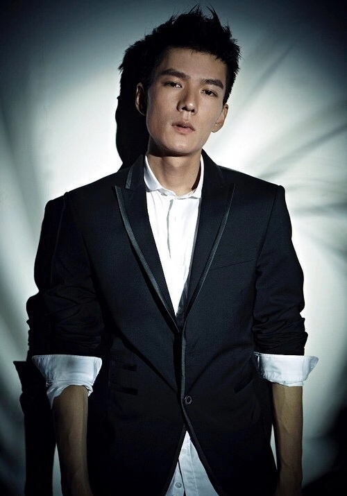 杨昆