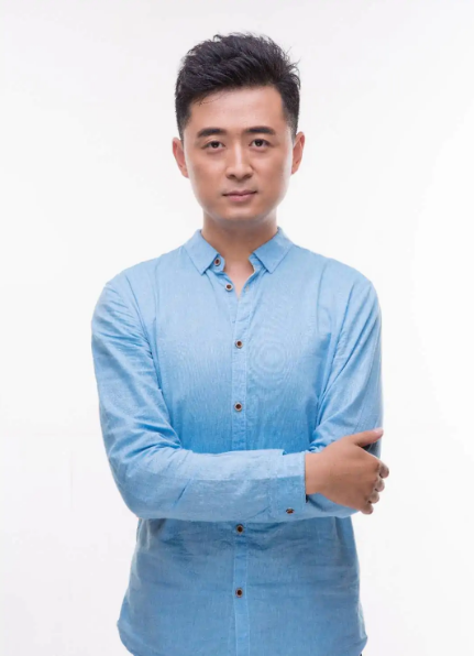 共产党人刘少奇