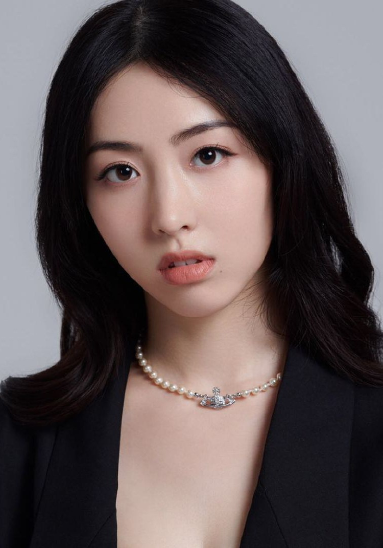 廉斯佳.jpeg