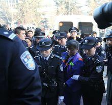 陕西富平产科医生私卖婴儿案