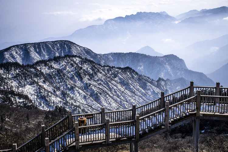 西岭雪山