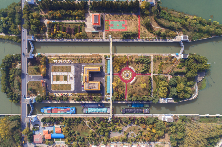 运河宿迁段水上枢纽运河闸.jpeg