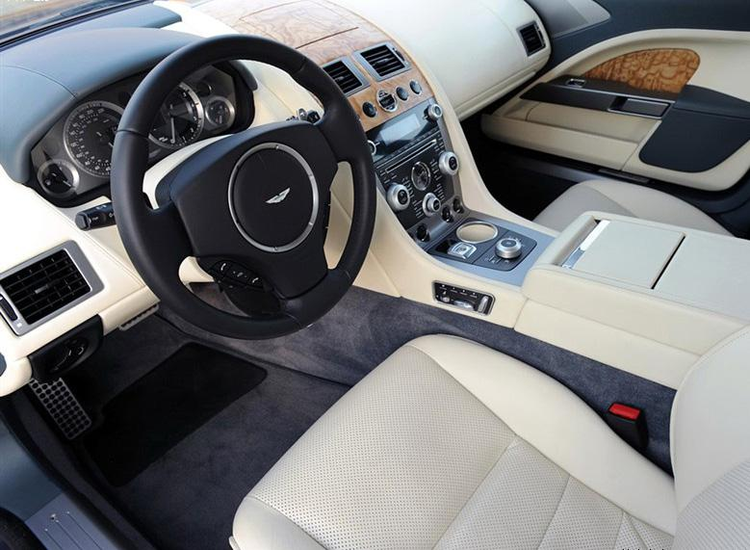 阿斯顿·马丁Rapide