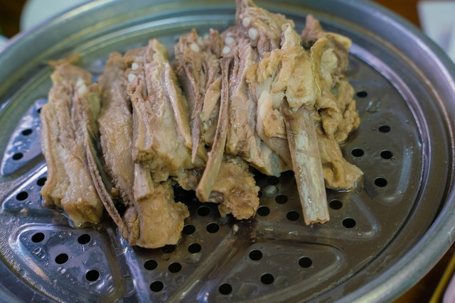 新疆美食手抓羊肉