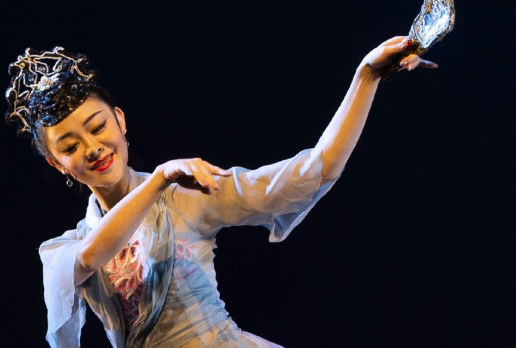 华宵一 (中国内地舞蹈女演员)